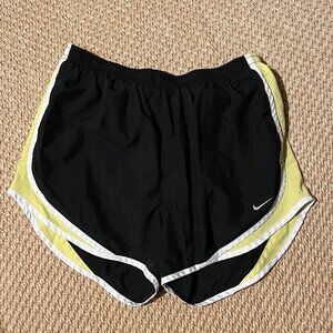 Nike Women's Tempo Dri-Fit Running Shorts NORTS | US M | Black, Yellow, White